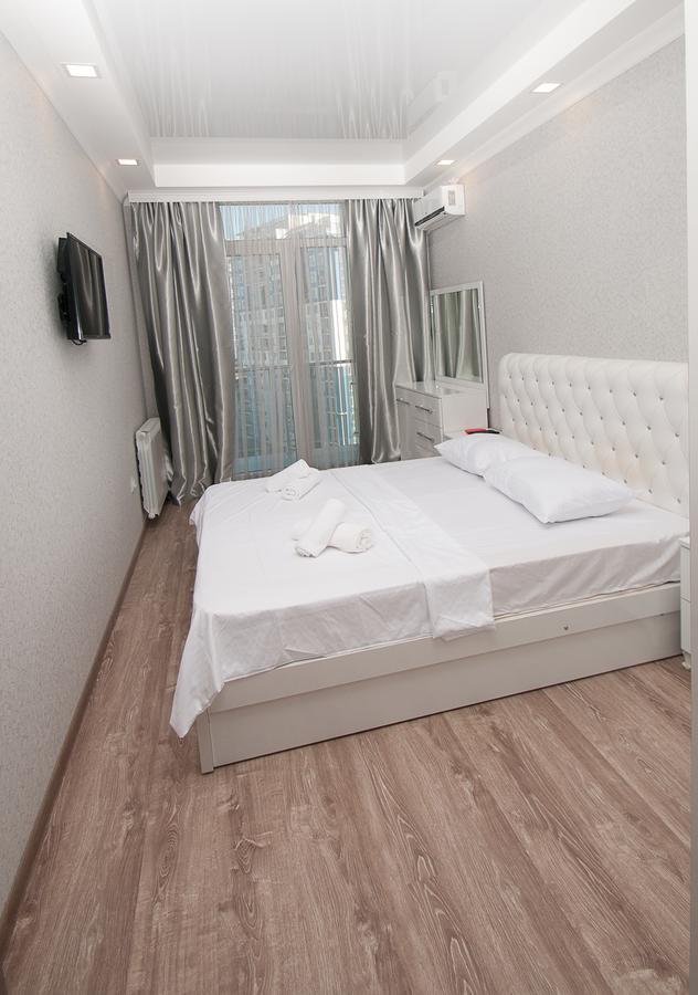 Sea Appart Hotel In The City Center Batumi Kültér fotó
