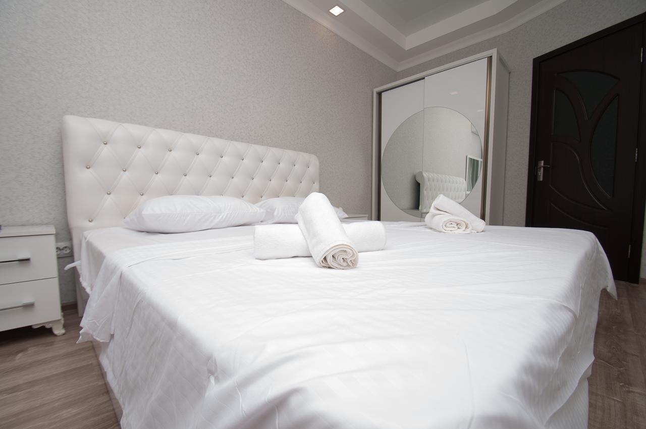 Sea Appart Hotel In The City Center Batumi Kültér fotó