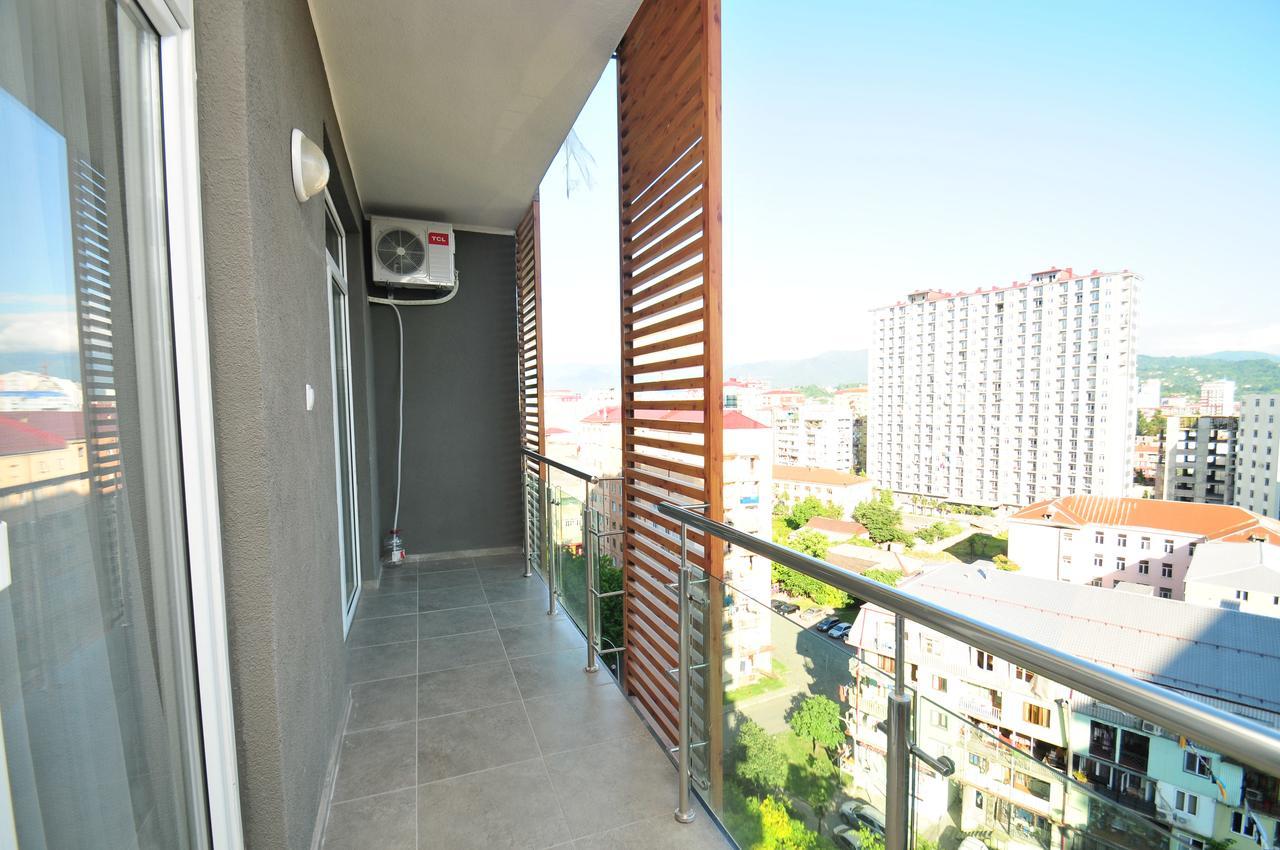 Sea Appart Hotel In The City Center Batumi Kültér fotó
